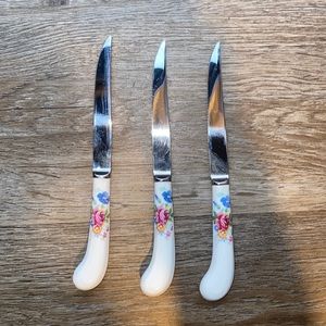 Set of 3 Vintage Sheffield England Regent Stainless Steel Knives White Handles